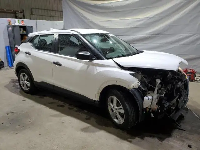 2021 NISSAN KICKS S  