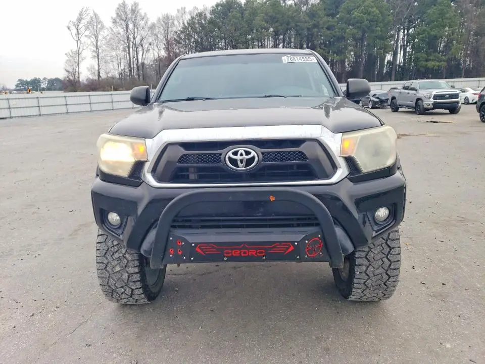 2015 TOYOTA TACOMA V6  