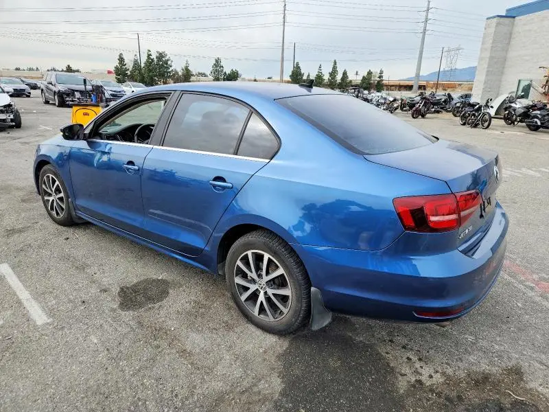 2017 VOLKSWAGEN JETTA SE  