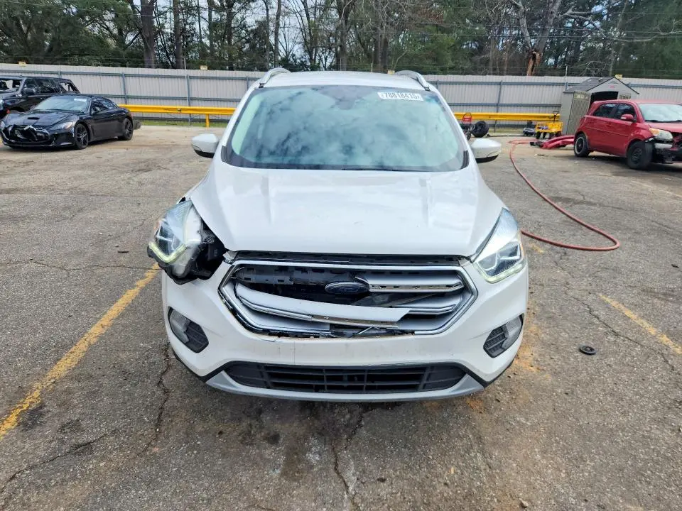 2017 FORD ESCAPE TITANIUM  
