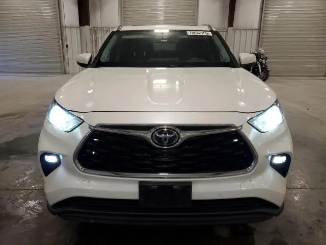 2020 TOYOTA HIGHLANDER LIMITED  