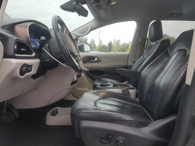 2017 CHRYSLER PACIFICA TOURING L  