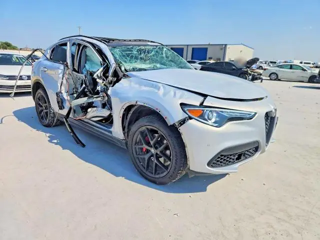 2020 ALFA ROMEO STELVIO   