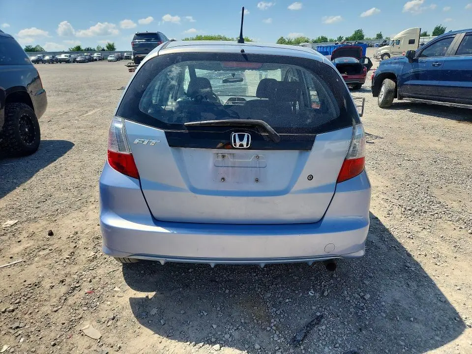 2010 HONDA FIT   
