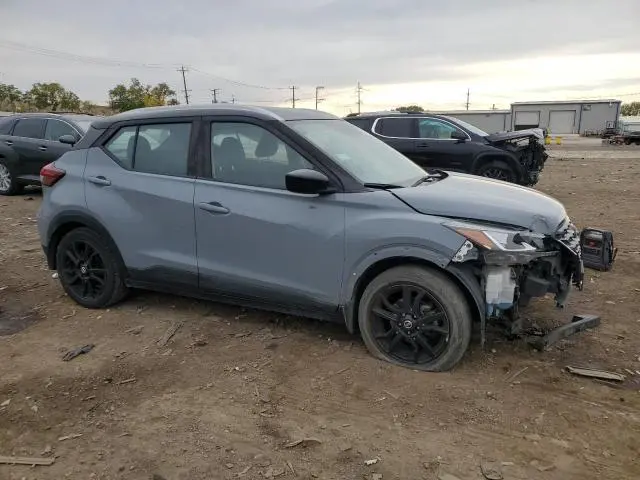 2021 NISSAN KICKS SV  