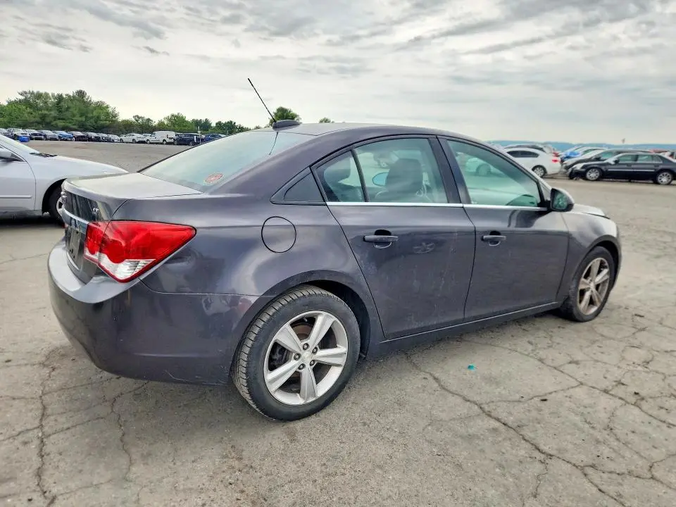 2015 CHEVROLET CRUZE LT  