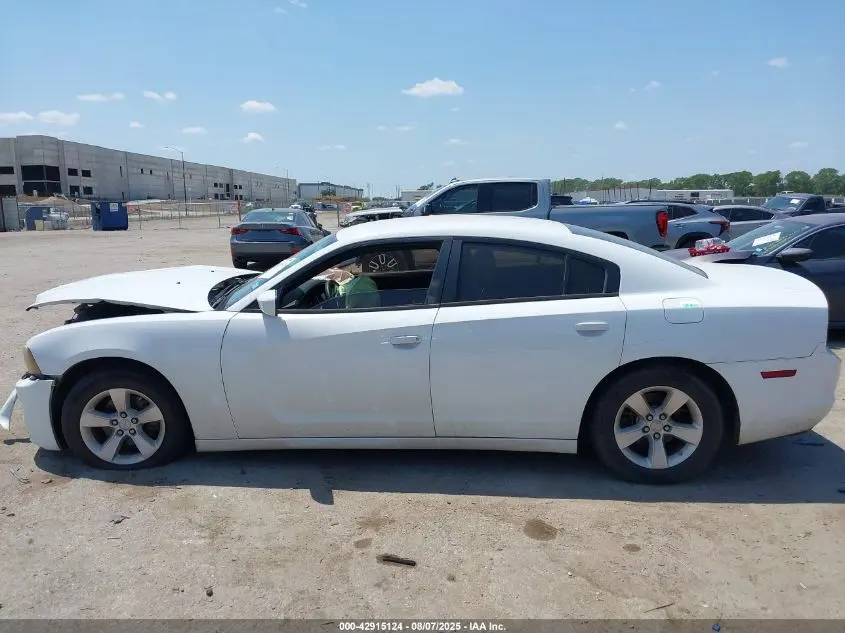 2013 DODGE CHARGER SE
