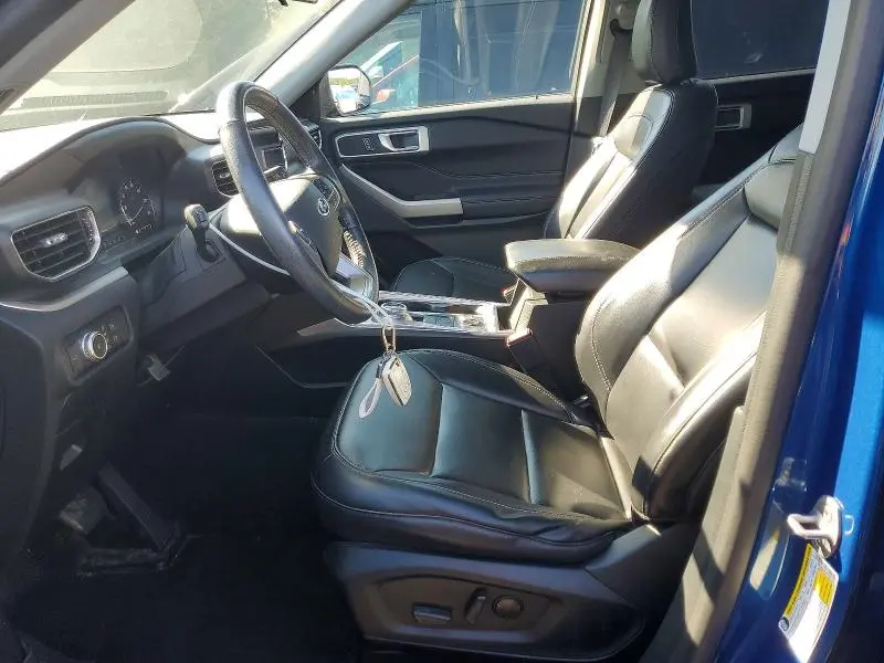 2021 FORD EXPLORER XLT  
