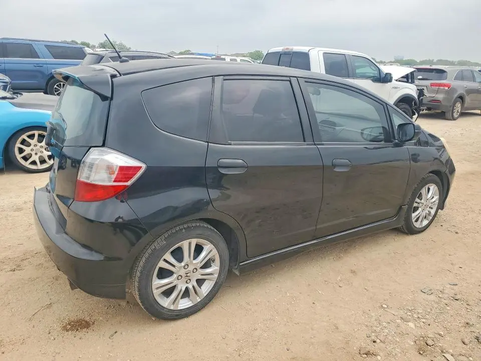 2010 HONDA FIT SPORT  