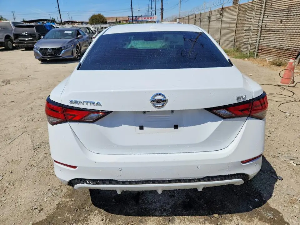 2020 NISSAN SENTRA SV  
