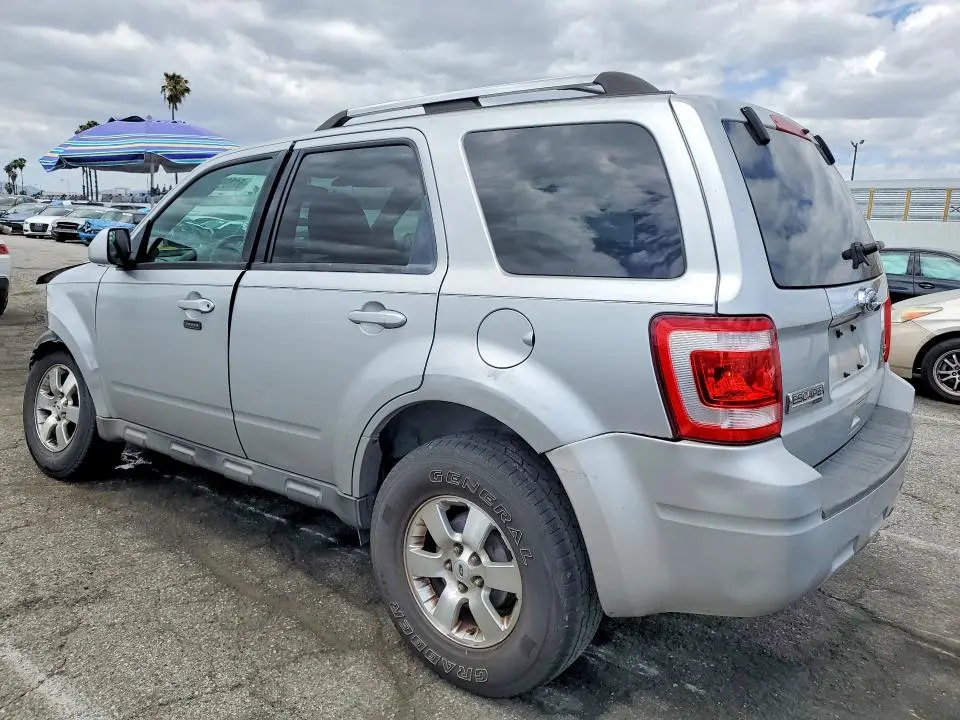 2010 FORD ESCAPE LIMITED  