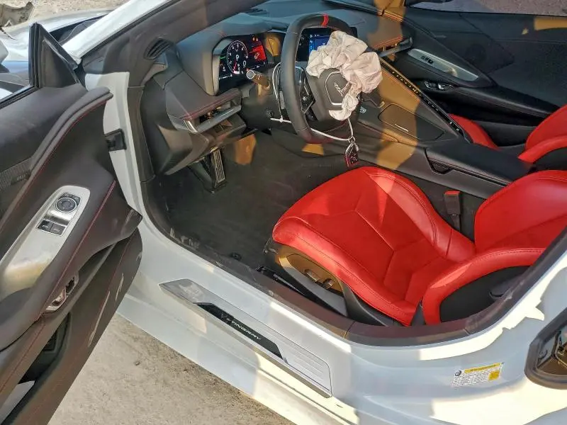 2024 CHEVROLET CORVETTE STINGRAY 1LT  