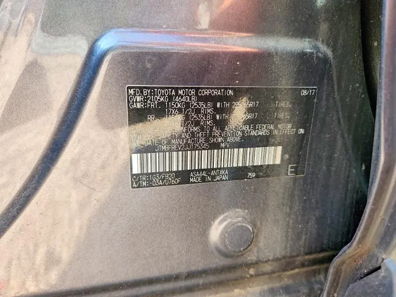 2018 TOYOTA RAV4 LE  