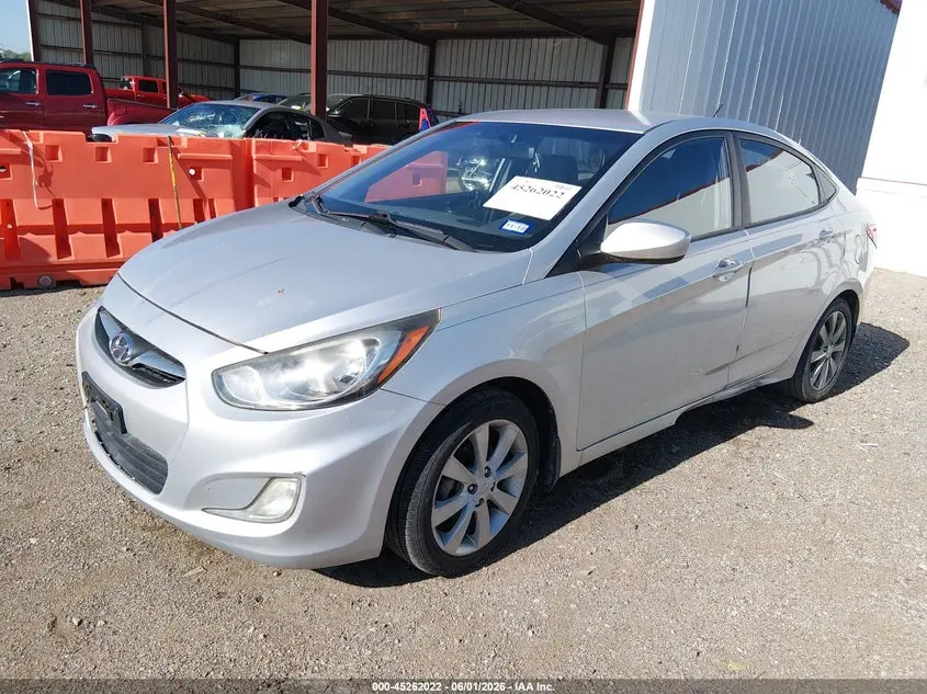 2012 HYUNDAI ACCENT GLS