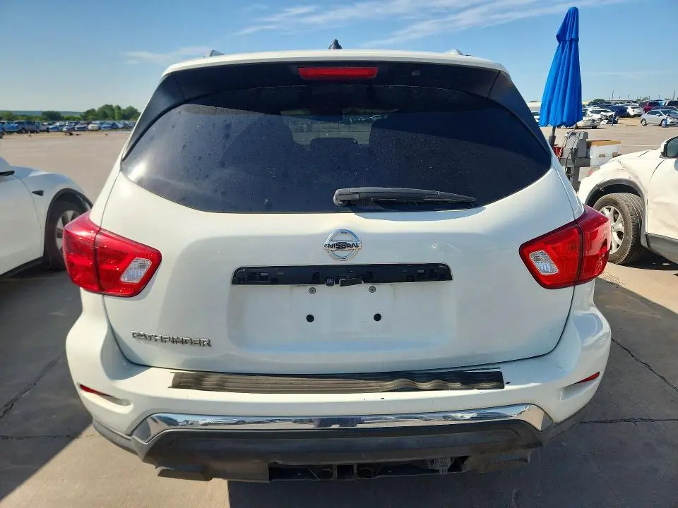 2018 NISSAN PATHFINDER S  