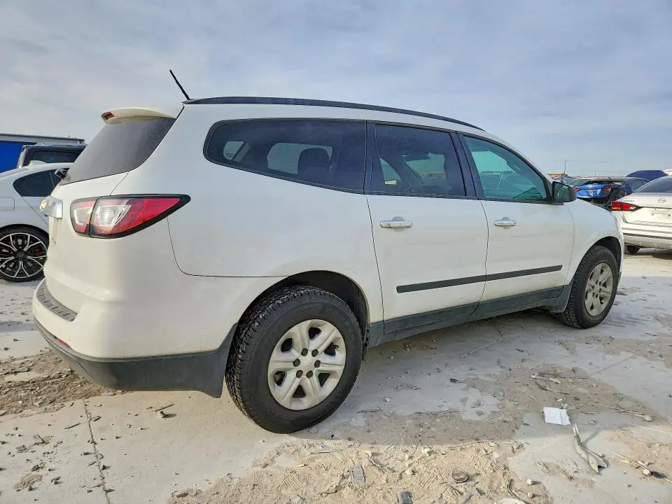 2017 CHEVROLET TRAVERSE LS  