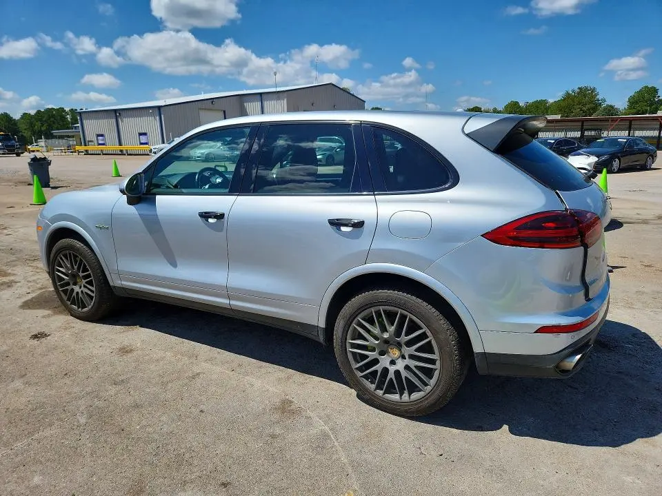 2017 PORSCHE CAYENNE SE HYBRID PLATINUM  