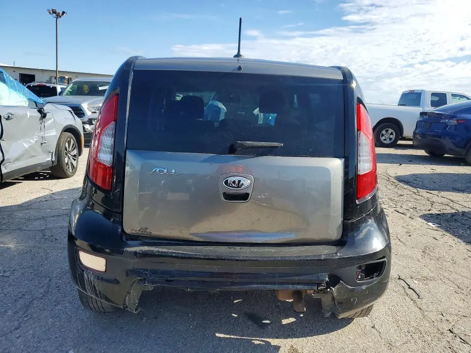 2012 KIA SOUL +  