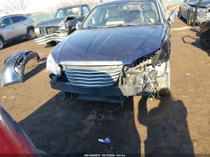 2012 CHRYSLER 200 LIMITED