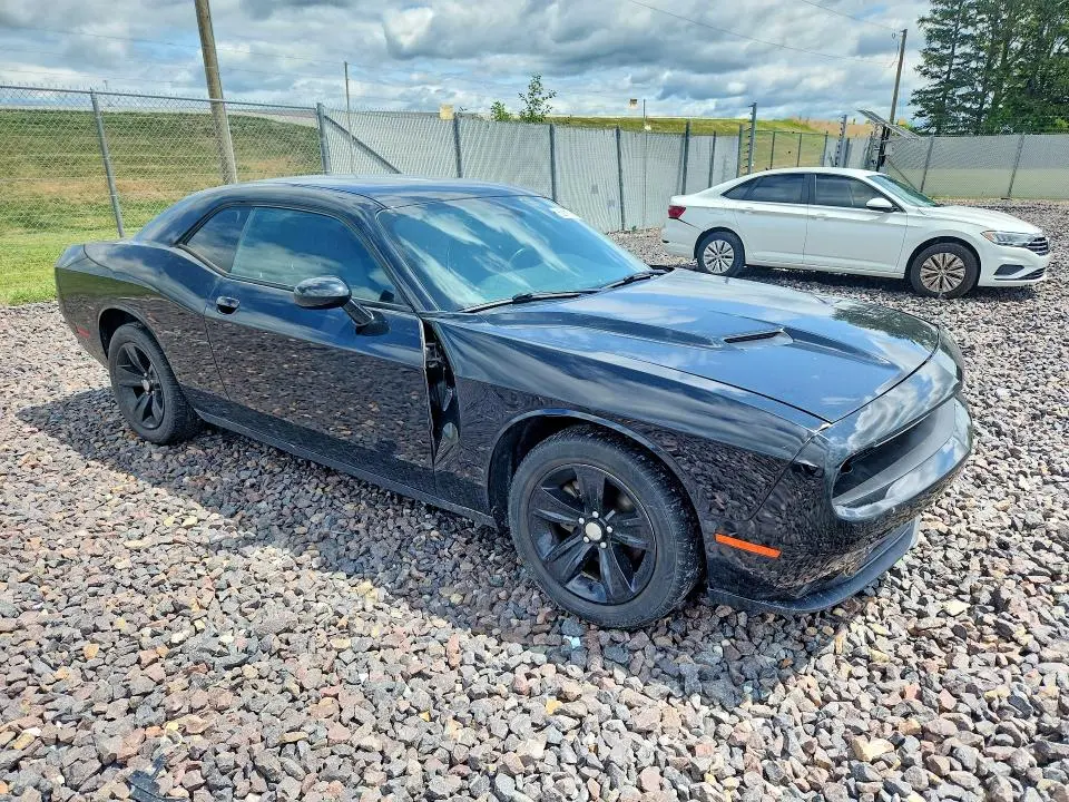 2015 DODGE CHALLENGER SXT  