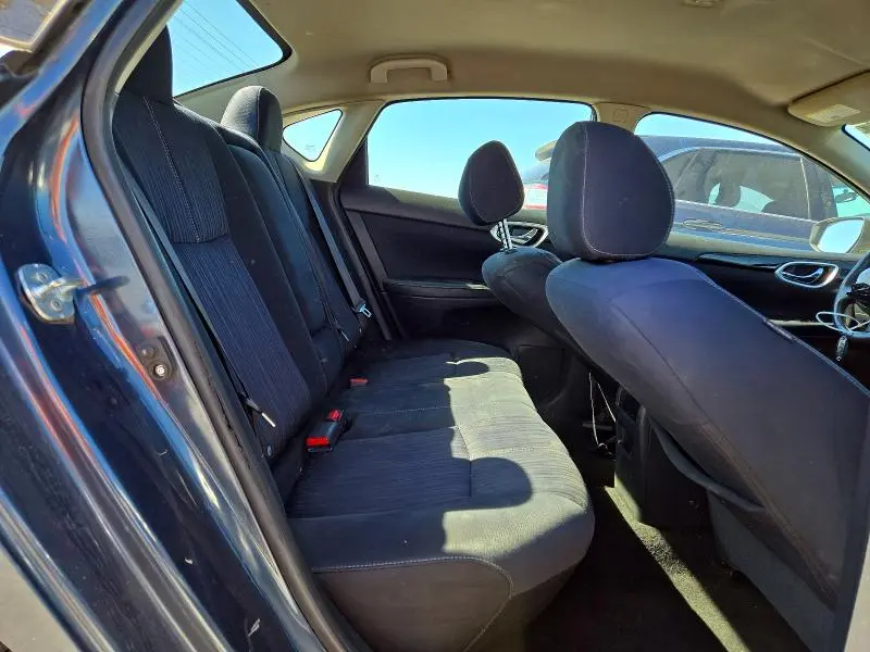 2016 NISSAN SENTRA SV  