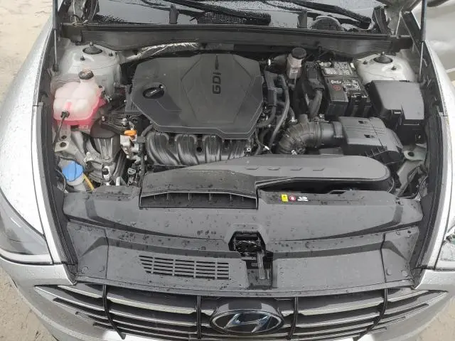 2021 HYUNDAI SONATA SE  