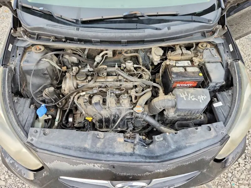 2012 HYUNDAI ACCENT GLS  