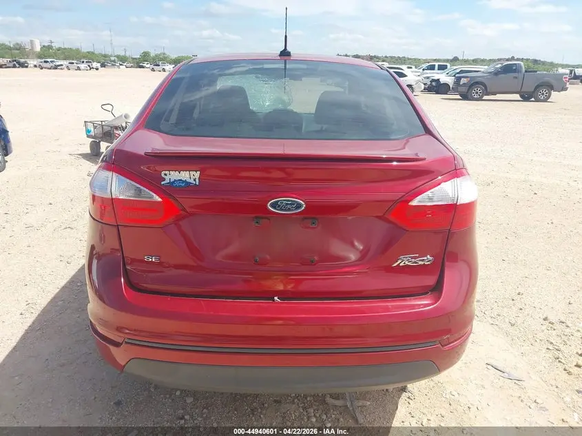 2015 FORD FIESTA SE