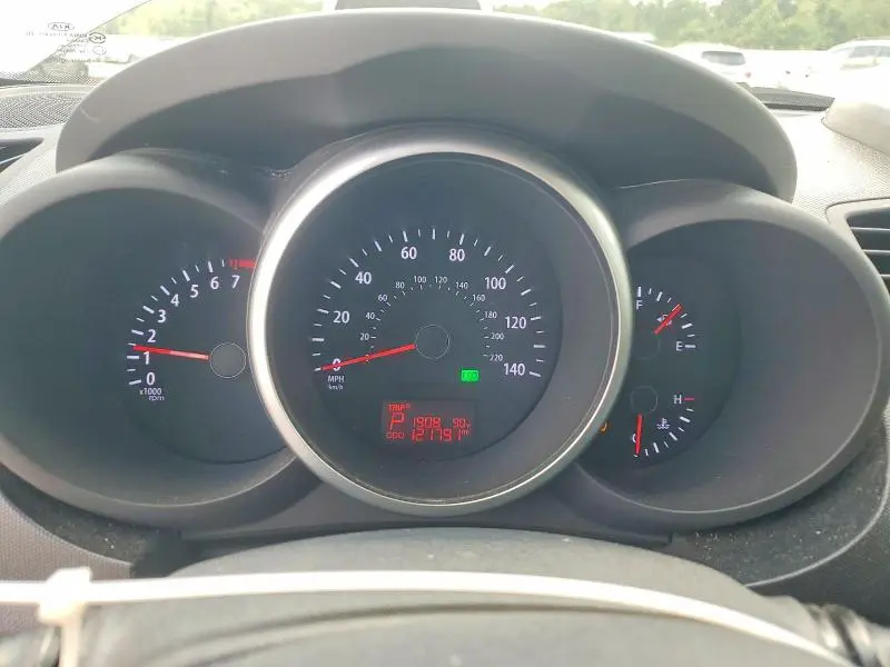 2013 KIA SOUL +  