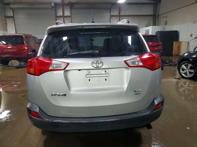 2014 TOYOTA RAV4 XLE  