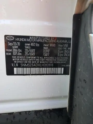 2020 HYUNDAI SANTA FE SE  