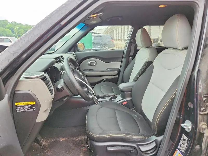 2016 KIA SOUL   