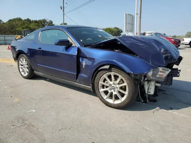2011 FORD MUSTANG