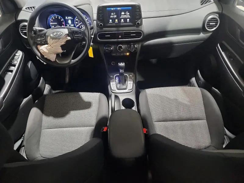 2018 HYUNDAI KONA SE  