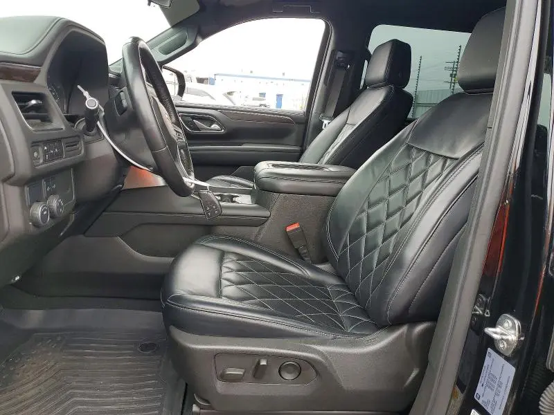 2023 CHEVROLET SUBURBAN C1500 LS  
