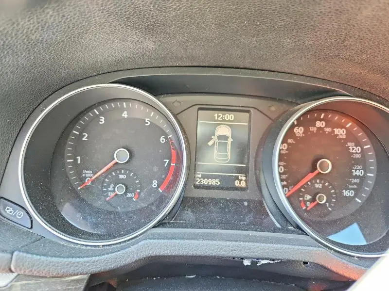 2018 VOLKSWAGEN PASSAT SE  