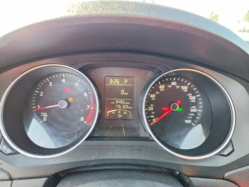 2015 VOLKSWAGEN JETTA BASE  