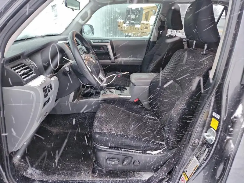 2011 TOYOTA 4RUNNER SR5  