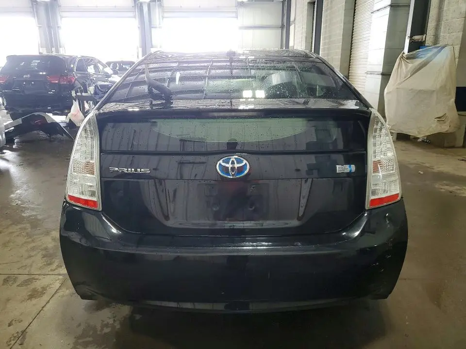 2010 TOYOTA PRIUS II  