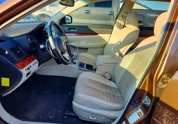 2011 SUBARU OUTBACK 2.5I LIMITED  