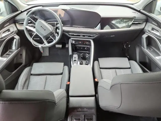 2025 AUDI Q5 PREMIUM PLUS  