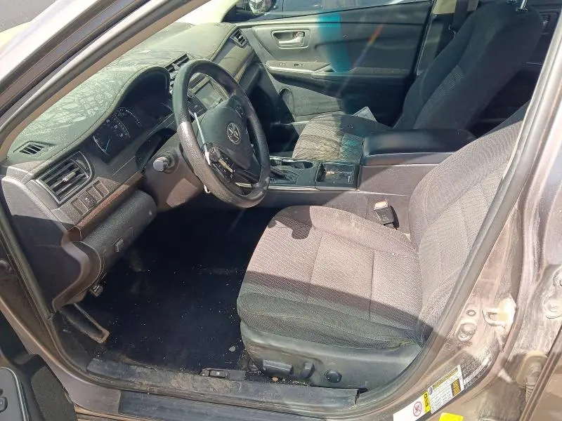 2015 TOYOTA CAMRY LE  