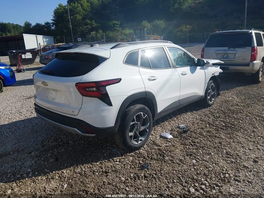 2025 CHEVROLET TRAX FWD LT