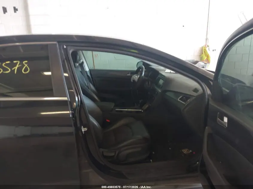 2016 HYUNDAI SONATA SPORT