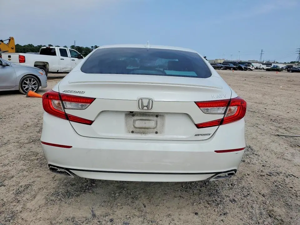 2020 HONDA ACCORD   
