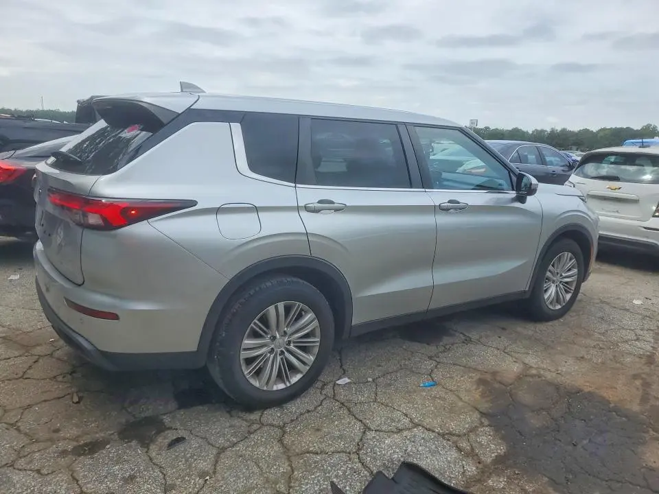 2023 MITSUBISHI OUTLANDER ES  