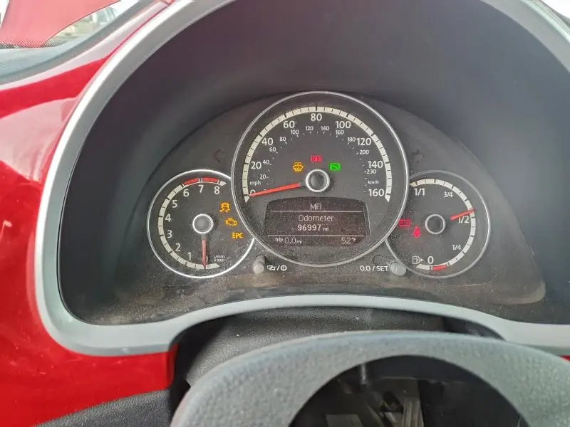 2013 VOLKSWAGEN BEETLE   