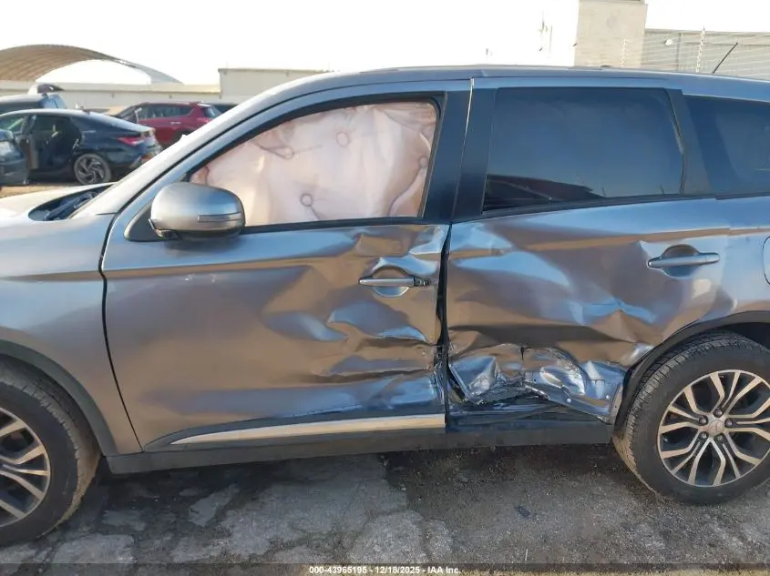 2016 MITSUBISHI OUTLANDER SE/SEL