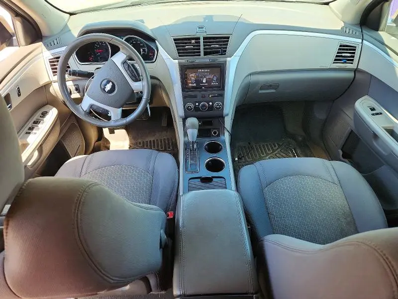 2011 CHEVROLET TRAVERSE LS  