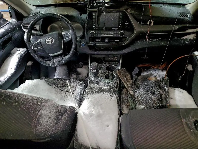 2021 TOYOTA HIGHLANDER HYBRID LE  